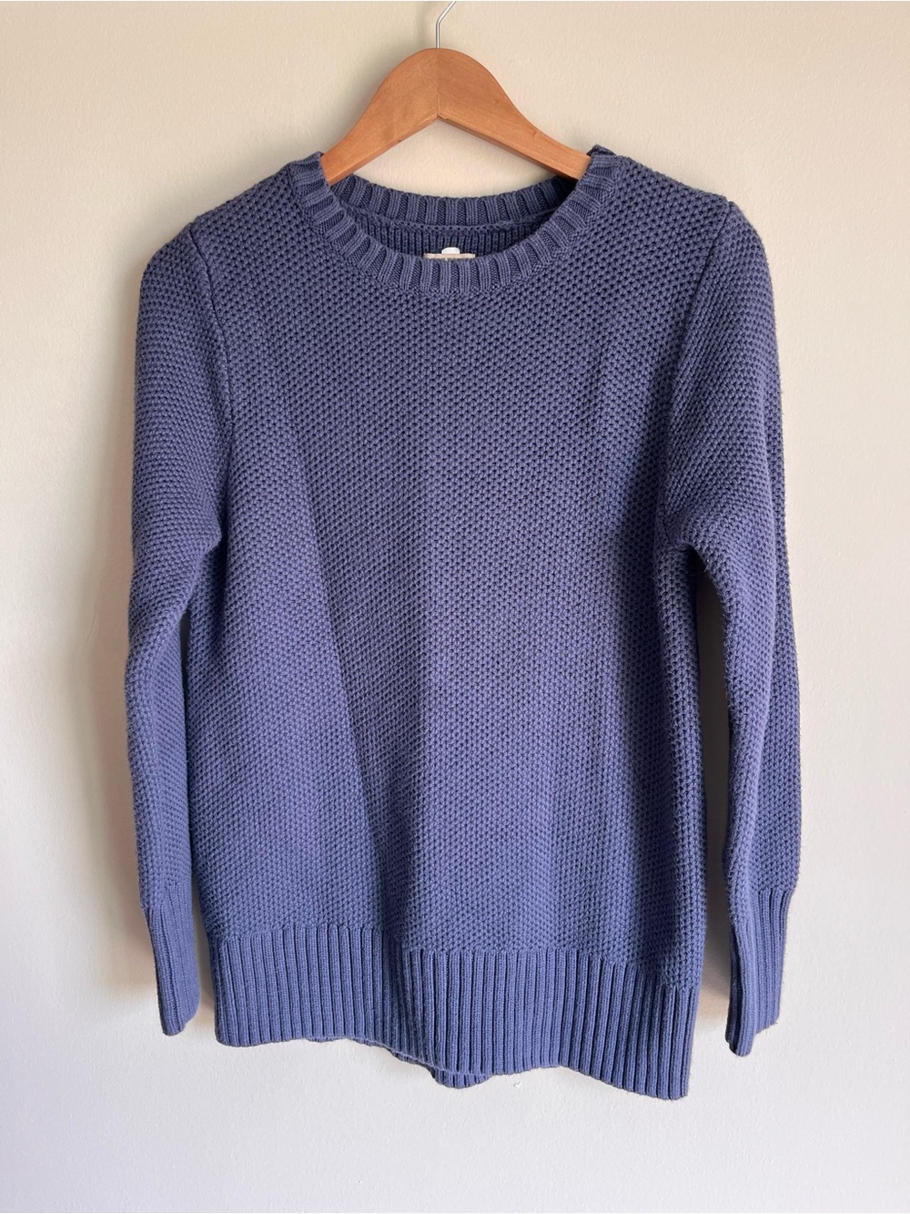 Duluth Trading Co Women's Knit Crew Neck Sweater Blue Size Medium Fall Cozy
